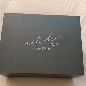 Billie Eilish No. 2 perfume set